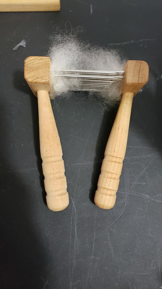 Acorn Petite Combs